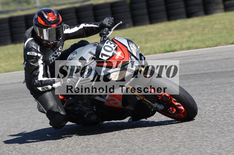 Archiv-2025/48 25.08.2025 Cornu Master School ADR/rot-rouge/103